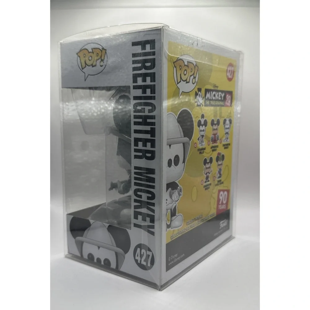 Firefighter Mickey Disney 90 Years The True Original Funko Pop #427 in Protector